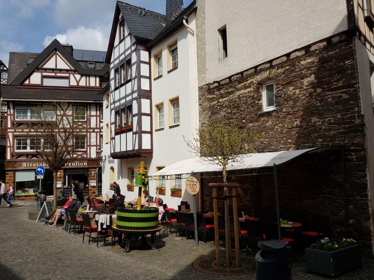 Altstadt Hotel Cochem Exterior foto